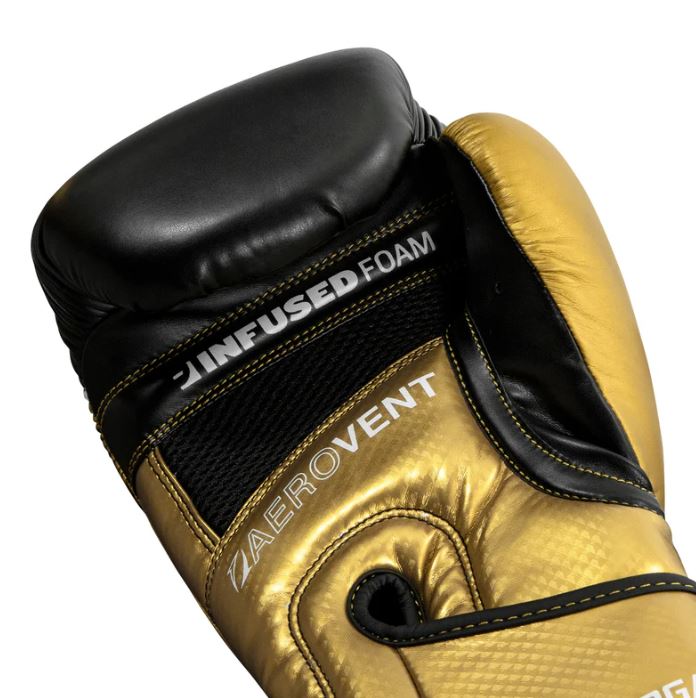 GUANTES TITLE BOXING INFUSED FOAM INTERROGATE DORADO