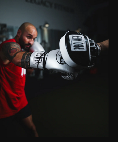 GUANTES TITLE PRO MEX PROFESSIONAL CON CORDONES GRIS