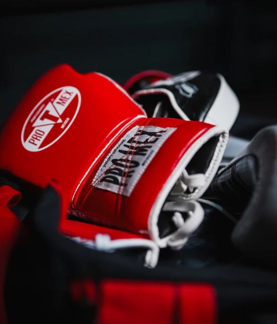 GUANTES TITLE PRO MEX CON CORDONES ROJO